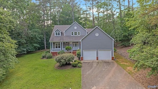 6208 Robin Ln NW, Fort Payne, AL 35967