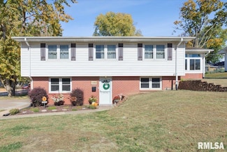 1146 6th Ave N, Clinton, IA 52732