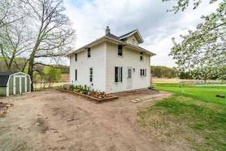 N9450 90th St, Downing, WI 54734