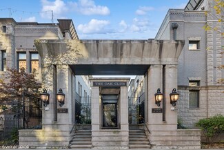123 W Oak St Unit P, Chicago, IL 60610
