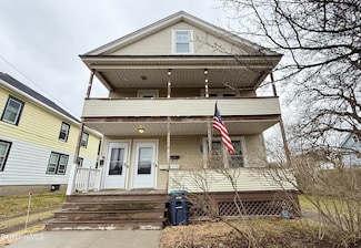 12 Willow St, Pittsfield, MA 01201