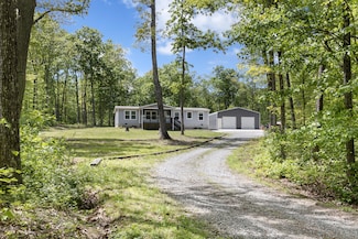 201 County Line Rd W, Signal Mountain, TN 37377