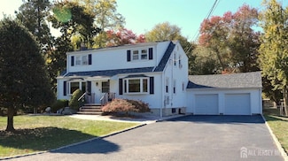5 Gates Ave, East Brunswick, NJ 08816