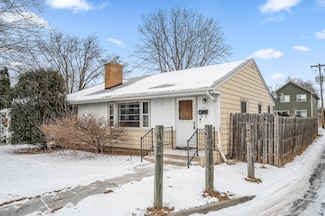 11 21st Ave N, Hopkins, MN 55343