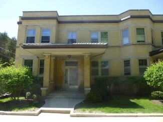 119 Pleasant St Unit B, Oak Park, IL 60302
