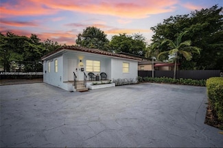 1021 NW 37th Ave, Miami, FL 33125