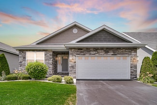 10132 Azalea Dr, Crown Point, IN 46307