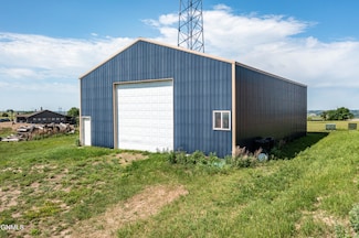 Near Dakota Ave, Riverdale, ND 58565