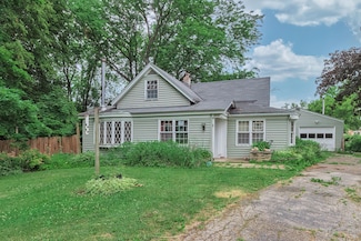 N1236 Walnut Rd, Genoa City, WI 53128
