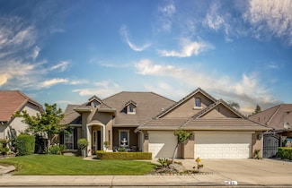 89 W Decatur Ave, Clovis, CA 93611
