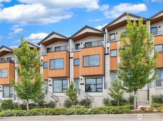 3901 S Cloverdale St Unit E, Seattle, WA 98118