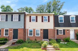 4660 Charlton Ct, Woodbridge, VA 22193