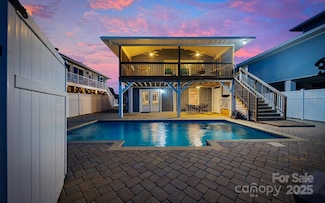 307 53rd Ave N, North Myrtle Beach, SC 29582