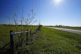 1011 Farm To Market Road 956, Schulenburg, TX 78956