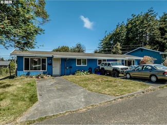 1060 Pacific Ave, Coos Bay, OR 97420