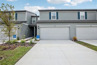 7599 Momentum Pkwy, Wesley Chapel, FL 33545
