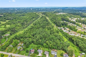 0 Ewing Rd Unit 1721267, Collier Township, PA 15106