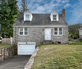 86 Hecker Ave, Darien, CT 06820