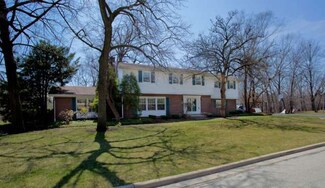 155 E Kimberly Ave, Palatine, IL 60067