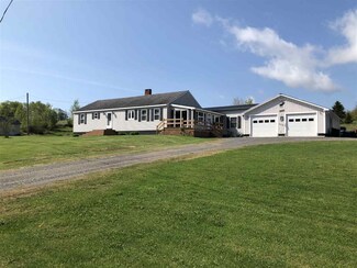 3274 E Haven Rd, Island Pond, VT 05846
