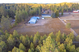 3732 E Westwood Ave, Chattaroy, WA 99003