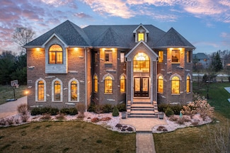 1912 Saddle Farm Ln, Naperville, IL 60564
