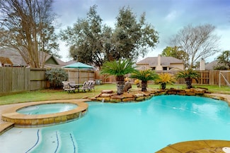 21419 Hannover Estates Dr, Spring, TX 77388