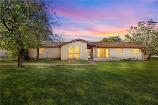 124 Fm 1996, Oglesby, TX 76561