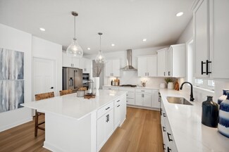 3049 Sugar Maple Dr, Chaska, MN 55318
