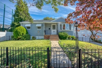 1079 Neck Ln Unit 1, Elizabeth, NJ 07201