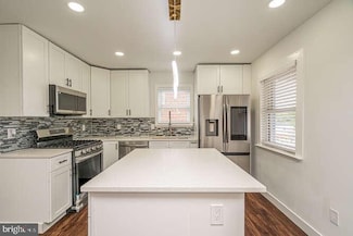 4113 Vine St, Capitol Heights, MD 20743
