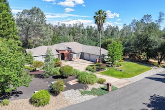 13477 Tierra Heights Rd, Redding, CA 96003