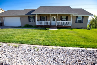28 Brushwood Dr, Star Valley Ranch, WY 83127