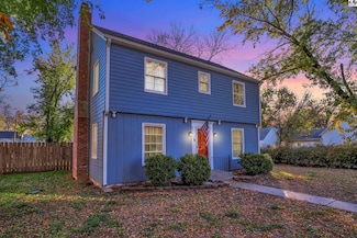 107 W Galle St, Moundridge, KS 67107