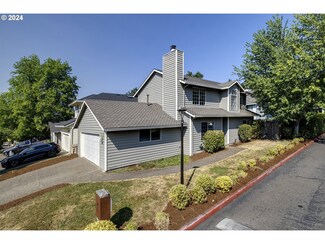 84 Kingsgate Rd, Lake Oswego, OR 97035