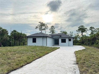 3571 Everglades Blvd S, Naples, FL 34117