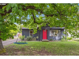 2330 SE 105th Ave, Portland, OR 97216