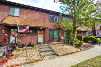5 Azalea Ct Unit 14B, Staten Island, NY 10309