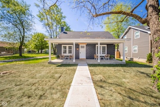 227 W 7th St, Lapel, IN 46051