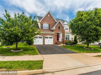 8871 Yellow Hammer Dr, Gainesville, VA 20155