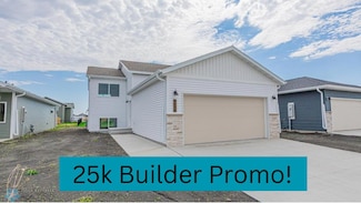 6606 68th St S, Horace, ND 58047