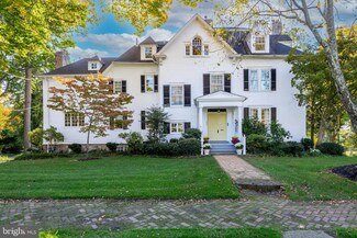 254 E Main St, Moorestown, NJ 08057