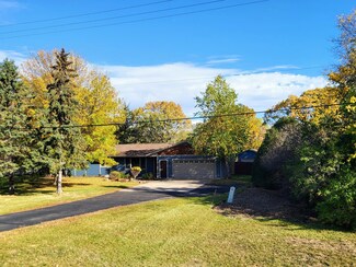 1305 W Broadway St, Monticello, MN 55362