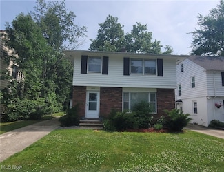 4488 Mackall Rd, Cleveland, OH 44121