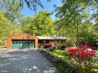 9200 Weant Dr, Great Falls, VA 22066