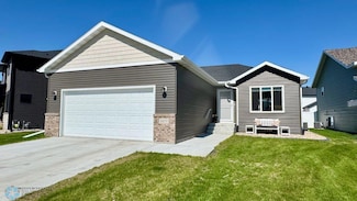 5477 11th St W, West Fargo, ND 58078