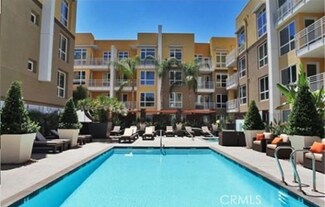 21301 Erwin St Unit 347, Woodland Hills, CA 91367