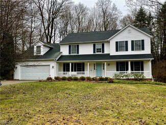 19 Kimberwick Ct, Chagrin Falls, OH 44022