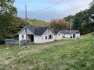 280 Holly Rd NW Unit 14, Dellroy, OH 44620