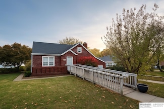 4231 F St, Omaha, NE 68107